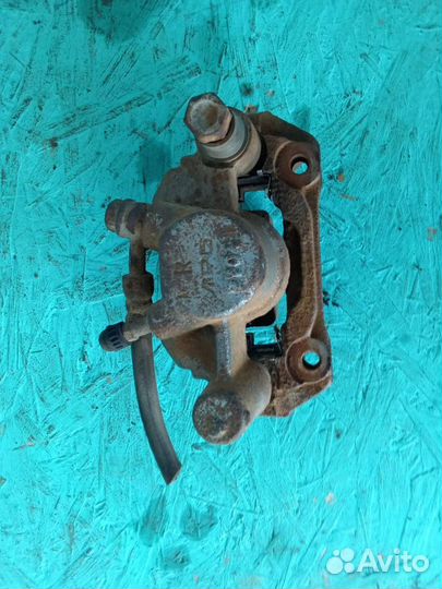 Суппорт задний правый Vortex Estina