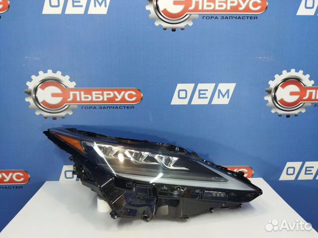Фара правая Lexus RX