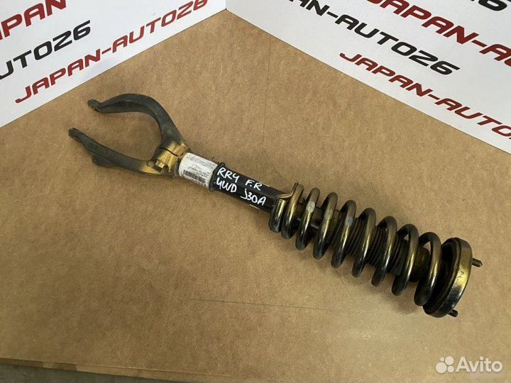 Стойка передняя правая Honda Elysion RR1 RR3 RR4