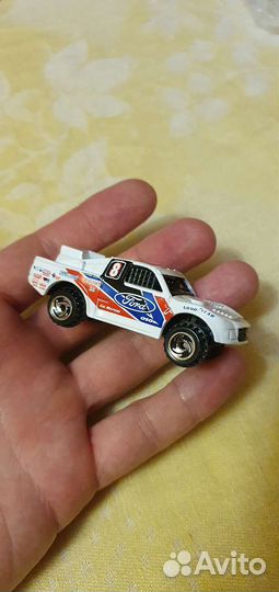 Модели m2 machines Mustang и Ford Hot Wheels