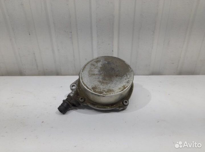 Насос вакуумный Volkswagen touareg nf 3.0 casa