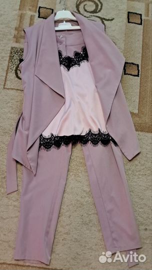 Костюм брючный