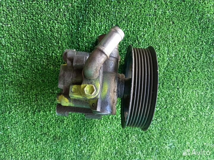 Насос гура б/у Toyota Camry 40 2006-2013