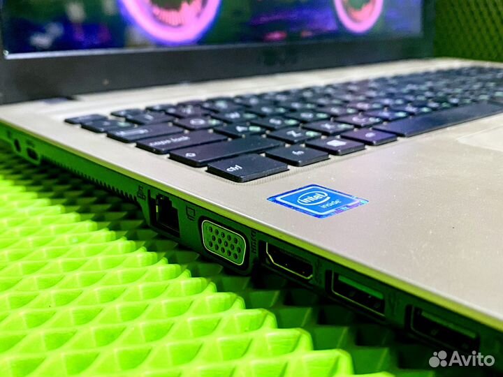 Ноутбук Asus для учебы и работы