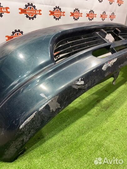 Бампер передний Toyota Granvia KCH16W 1KZ-TE 1996