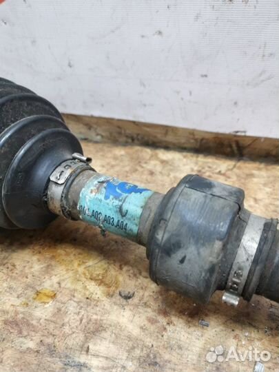 Привод передний правый Hyundai Santa-Fe 2 SUV 2.2