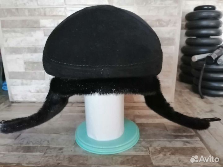 Мужская меховая кепка