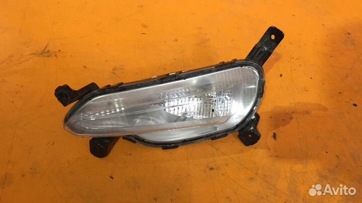 Противотуманка правая на Hyundai Solaris 2
