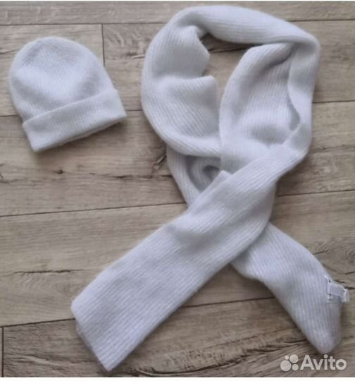 Женский комплект шапка и шарф