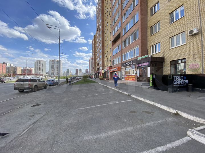 Торговая площадь, 130 м²