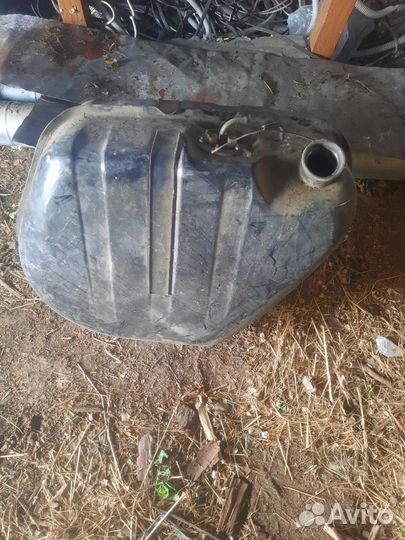 Бензобак на семерку