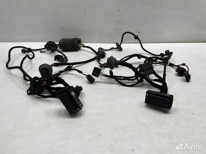 Проводка дверей левая/правая Volkswagen Passat B5