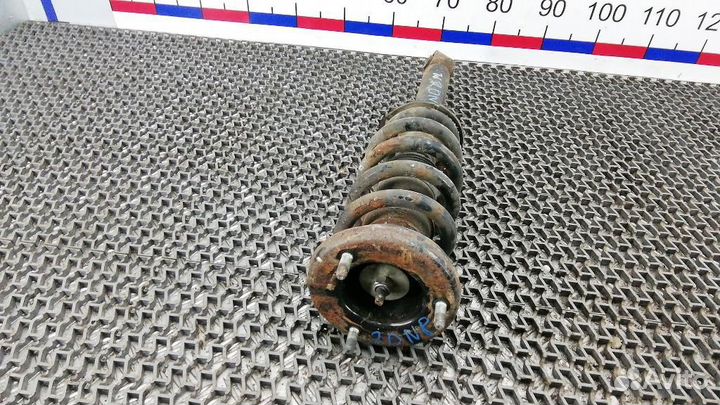 Амортизатор/стойка передняя левая Mitsubishi Monte