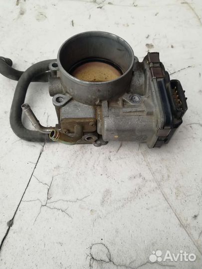 Дроссельная заслонка 2UZ-FE toyota land cruiser LX