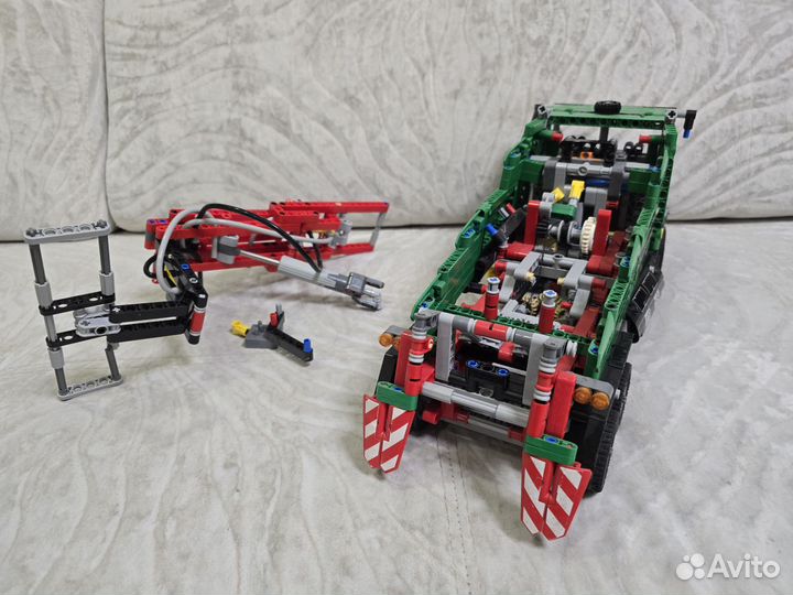 Машина техобстуживания Lego technic 42008 лего