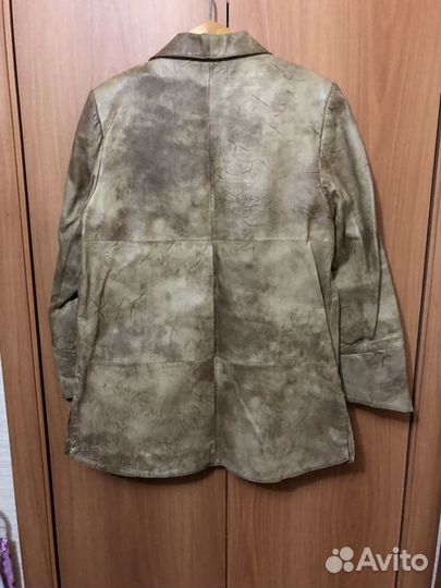 Кожаные куртки р.50