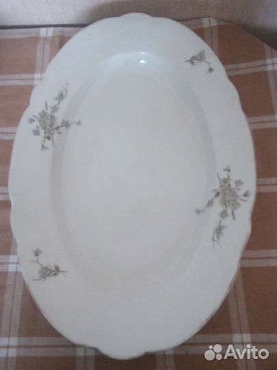 Блюдо фарфоровое тов.Кузнецова