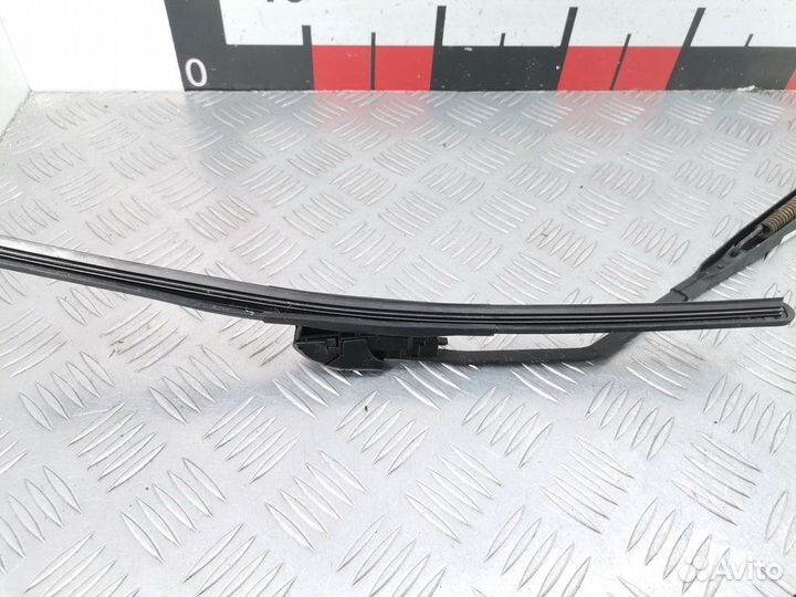 Щеткодержатель задний Mitsubishi Pajero Sport