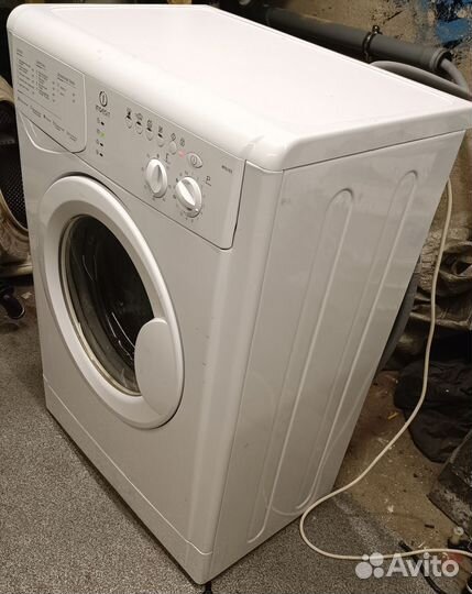 Стиральная машина indesit до 5кг