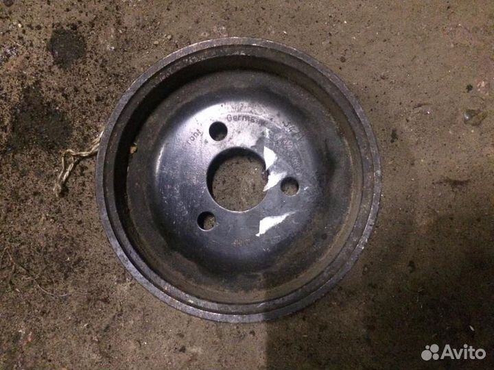 Шкив насоса гидроусилителя Volkswagen Passat (B5)