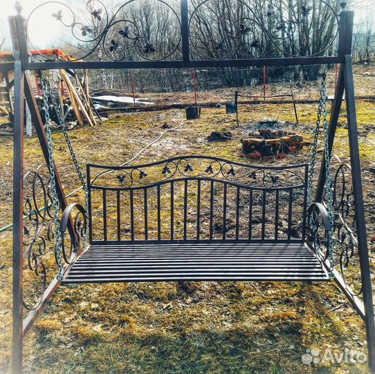 Садовые качели кованые