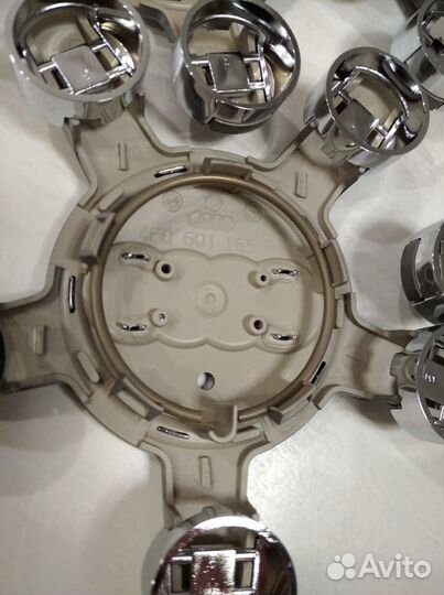 Новые оригинальные колпаки для литых дисков Ауди