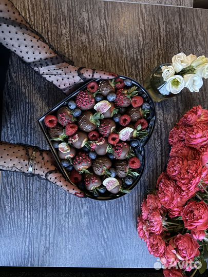 Набор из клубники в шоколаде москва