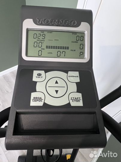 Эллиптический тренажер torneo