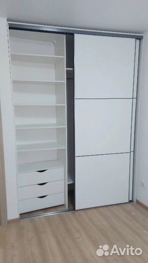 Шкаф купе глянцевый