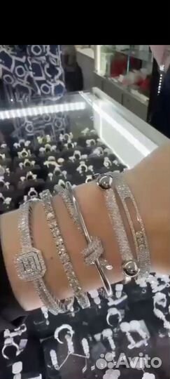 Золотой браслет с бриллиантами