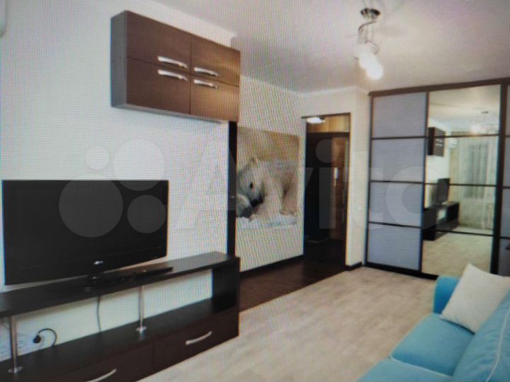 2-к. квартира, 53 м², 3/9 эт.