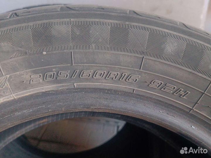 Dunlop Enasave RV504 205/60 R16 92H