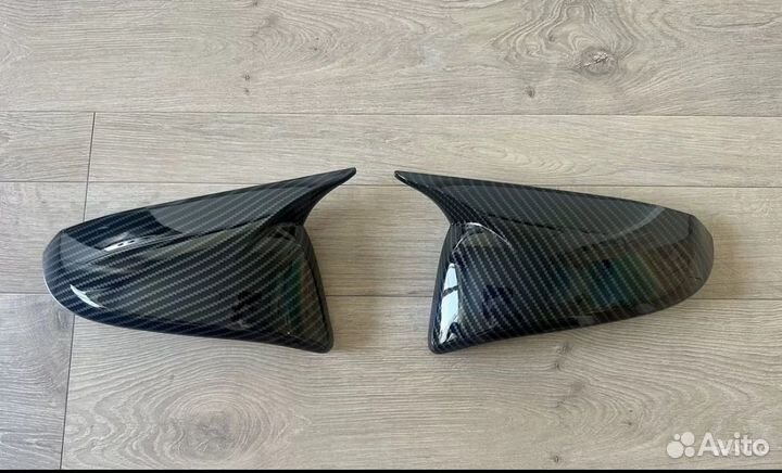 Накладка зеркала toyota hilux 8