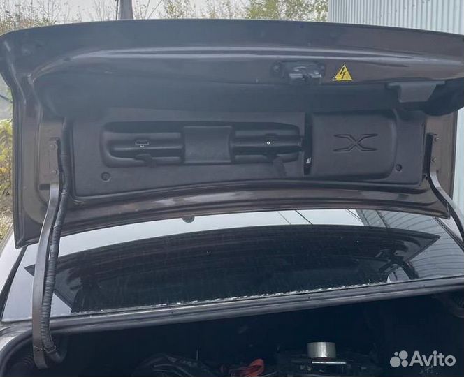 Обивка,обшивка крышки багажника с Лопатой на Веста