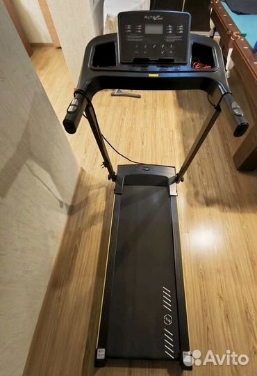 Беговая дорожка новая, очень компактный вариант