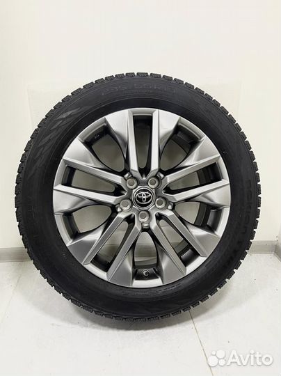 Toyota Rav4, Nokian Hakkapeliitta R3 235/55 R19