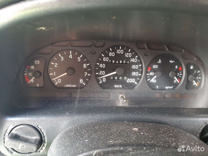 ГАЗ 3110 Волга 2.4 МТ, 1999, 95 000 км