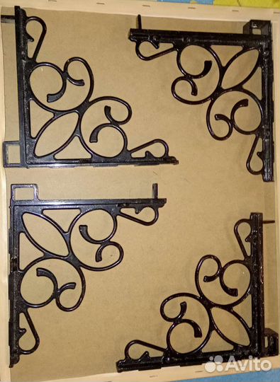 Кронштейны, уголки для полок 4 штуки