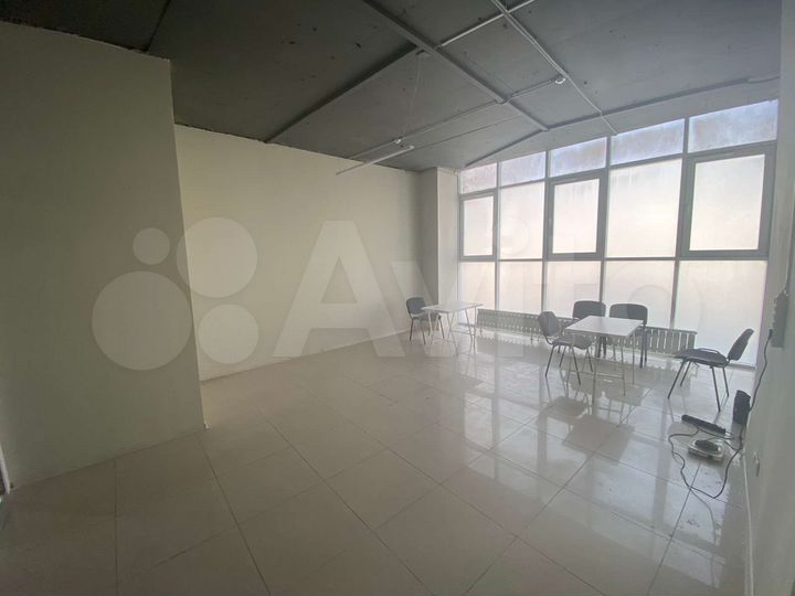 Свободного назначения, 280 м²