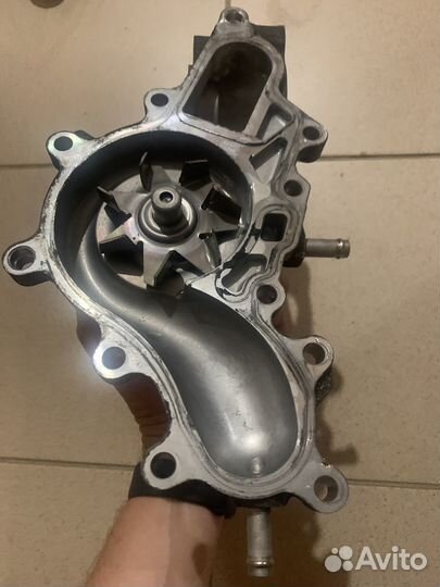 Насос водяной тойота ленд крузер 200