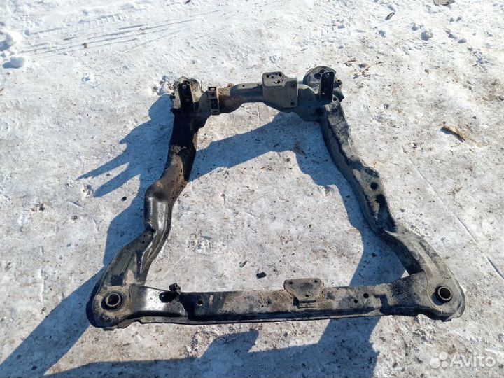 Подрамник передний Hyundai Santa Fe classic G6BA