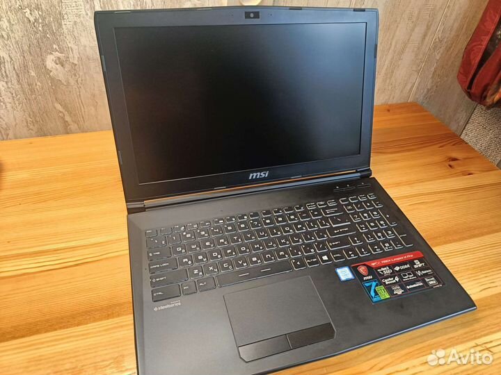 Игровой ноутбук msi, i7, 1050ti