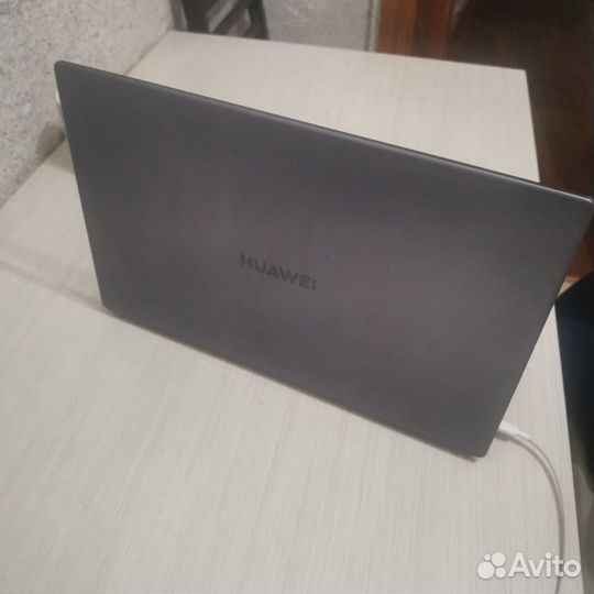 Ноутбук huawei