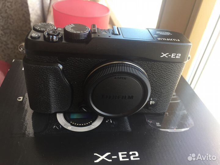 Fujifilm X-E2 (+допхват fuji)