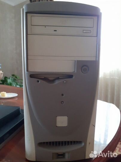 Монитор и системный блок