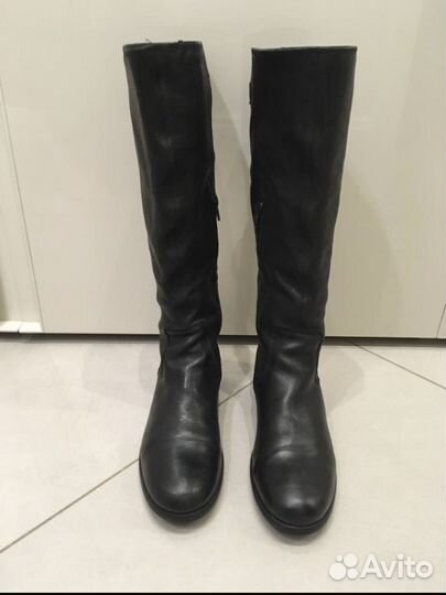 Сапоги женские кожаные 38,5 vic matie