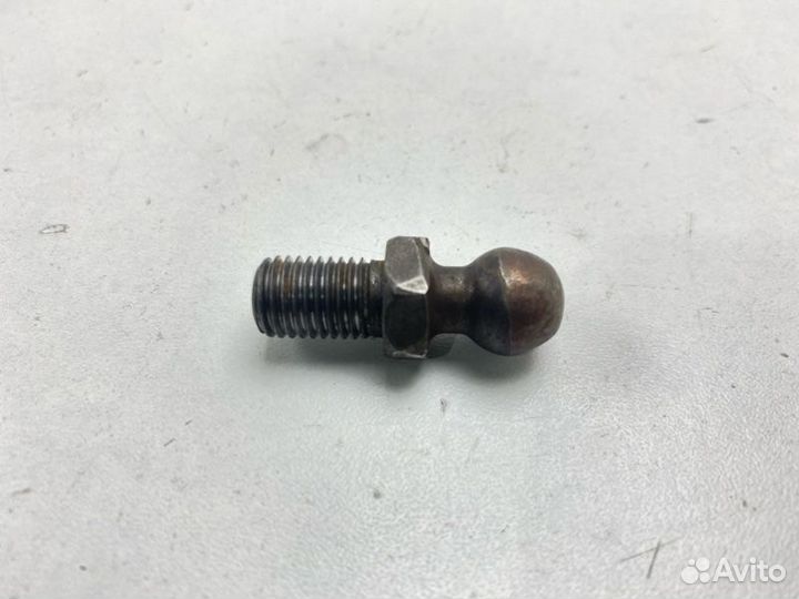 Болт Mitsubishi Galant EA5A 6A13 1997
