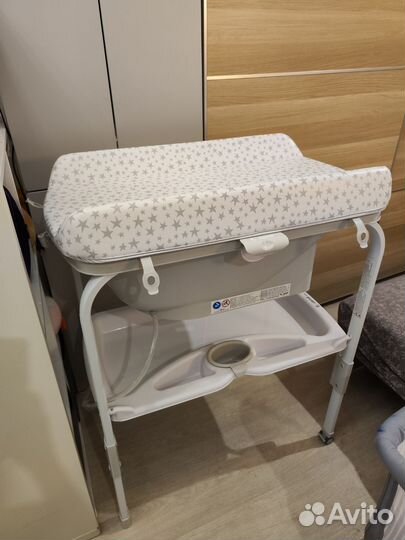 Пеленальный столик с ванной Jane