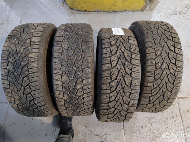 Комплект зимней резины на дисках 5*108 r 16 Ford