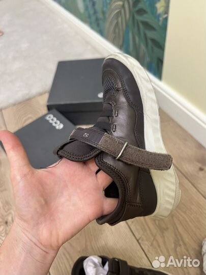 Кроссовки ecco 28